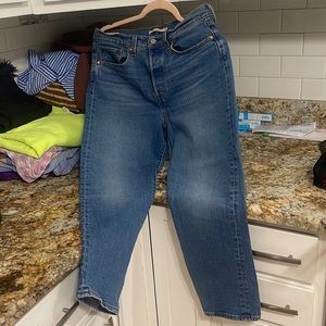 Levi’s Wedgie Straight Jean : size 30